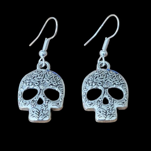 Jewelry - Skull Earrings